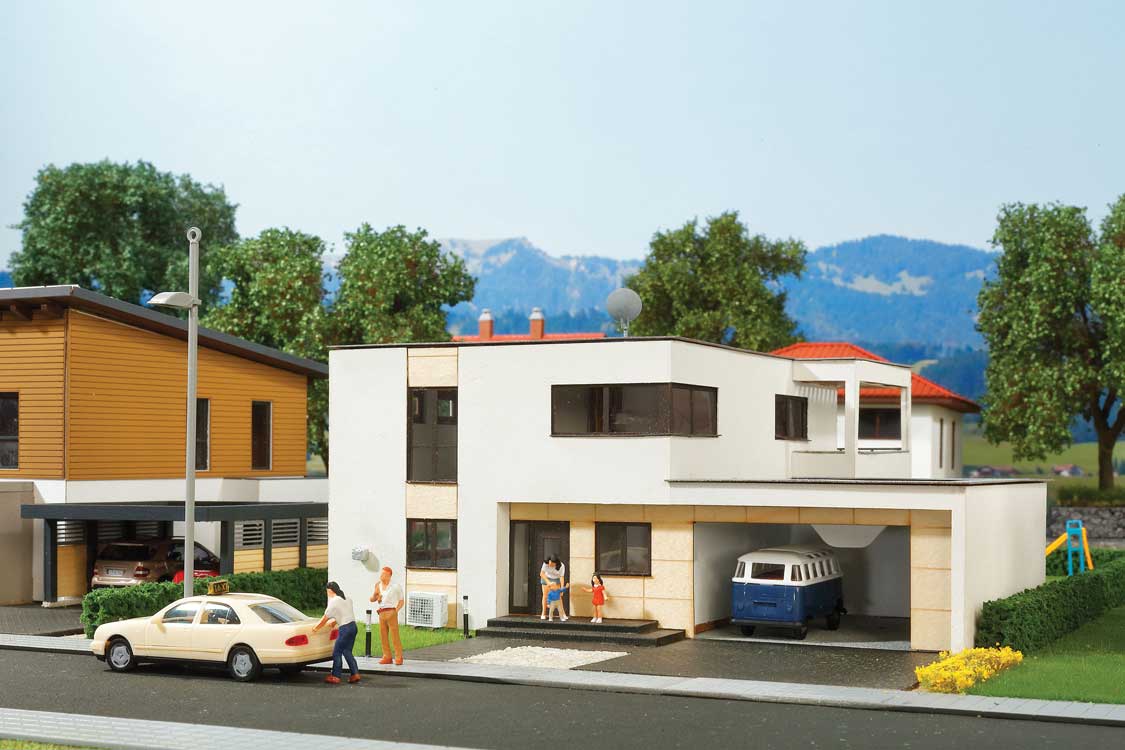 Image for 405-38338 Cube House w/Balcony