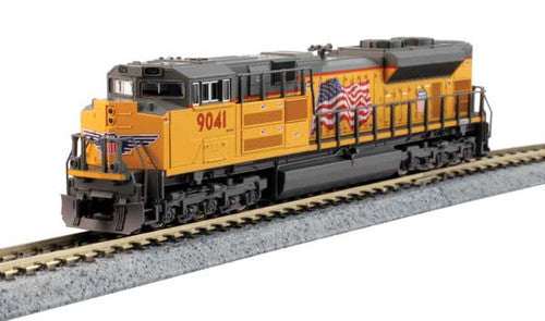 Kato 176-8529 SD70ACe UP Union Pacific #8983 (Armour Yellow, gray, United States Flag) Standard DC N Scale