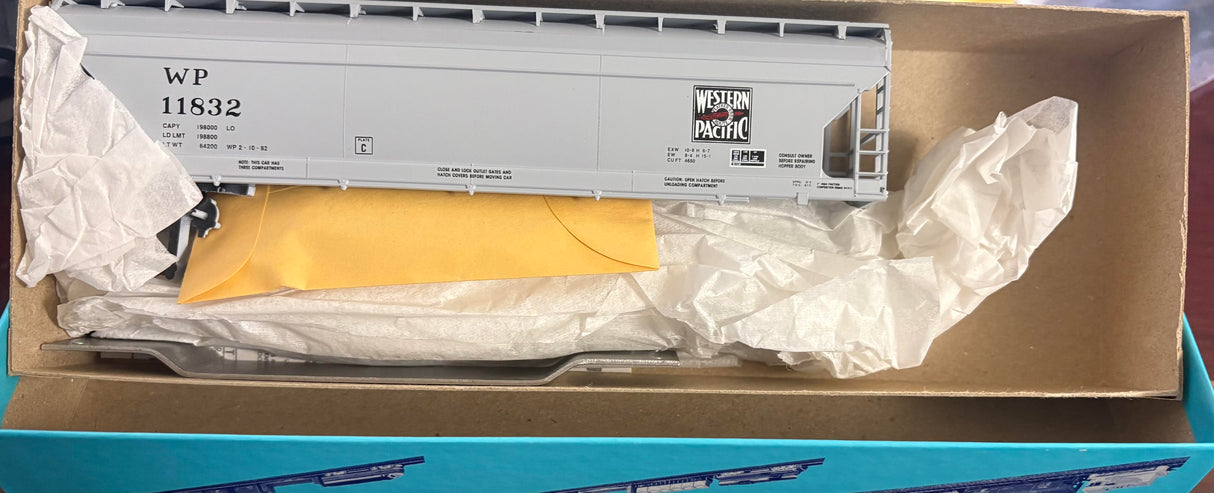 Bev-Bel 1411-2 55' A.C.F. Center-Flow Hopper WP Western Pacific "Feather River Route" #11832 HO Scale