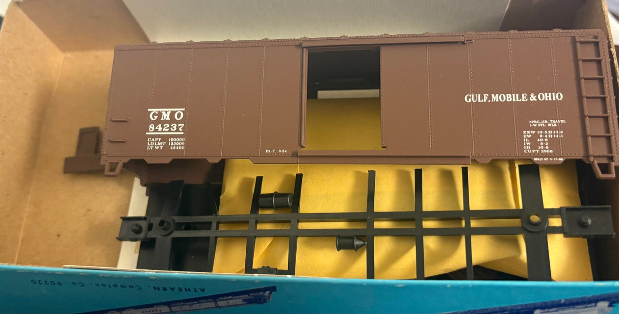 Bev-Bel 1439 40' Boxcar GMO Gulf Mobile & Ohio #84237HO Scale