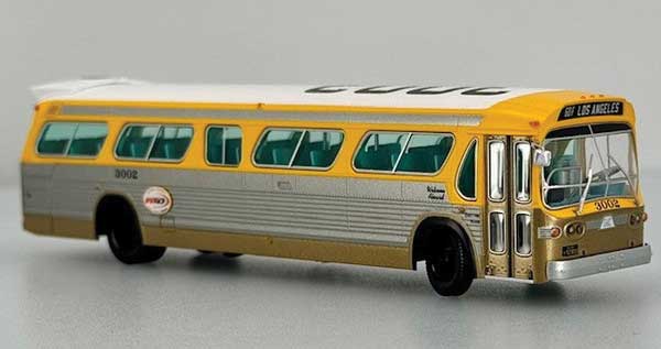 Iconic 753166 GM SDH-5307 New Look Suburban Bus - Lighted - Assembled -- Los Angeles Rapid Transit District #3002 (1970s Scheme, silver, yellow) HO Scale