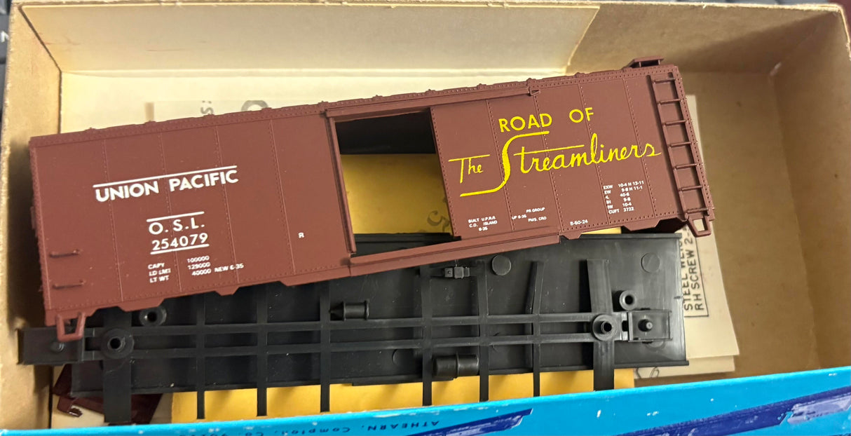 Bev-Bel 1745 40' Boxcar UP Union Pacific "Road of The Streamliners" #254079 HO Scale