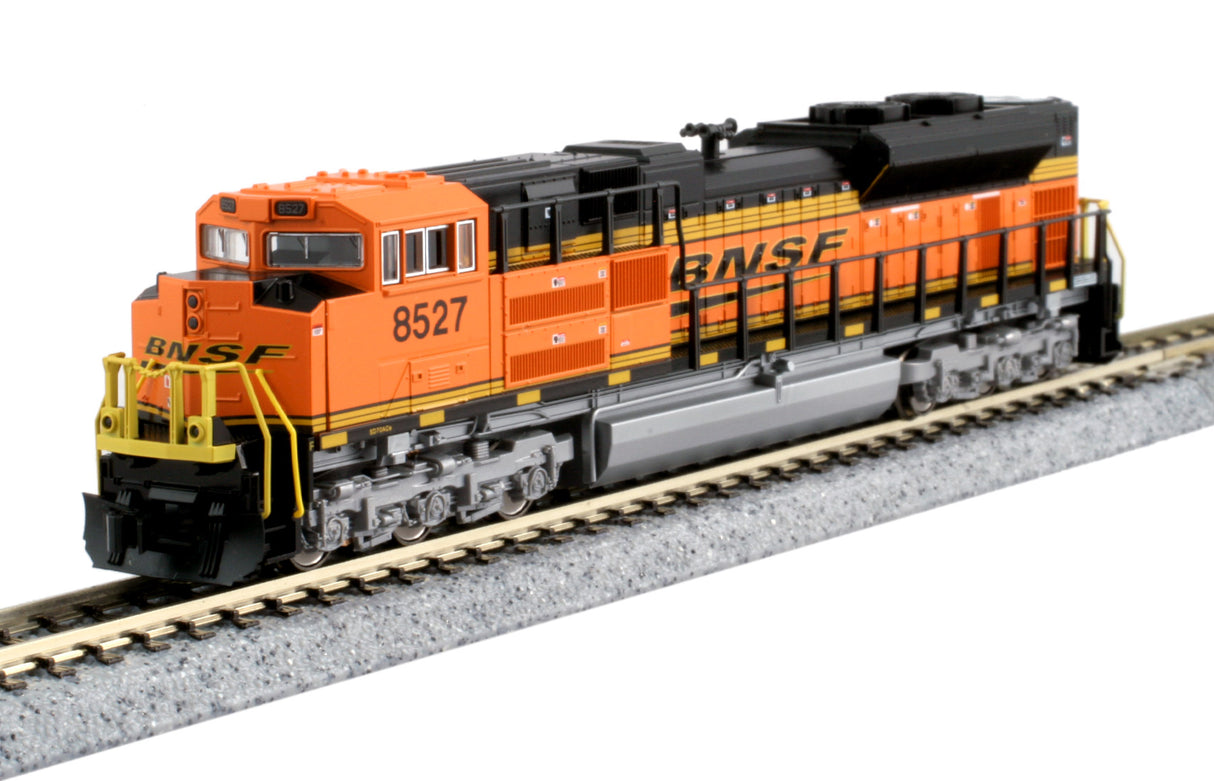 Kato 176-8524 SD70ACe BNSF Burlington Northern Santa Fe #8527 Standard DC N Scale