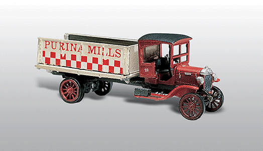 Woodland Scenics 218 1914 Diamond T Grain Truck - Metal Kit -- Undecorated HO Scale