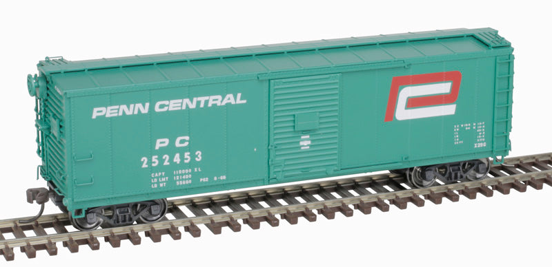 Atlas Master 20007082 USRA Steel Rebuilt 40' Boxcar - Penn Central #252456 (Jade Green, red P, white) HO Scale
