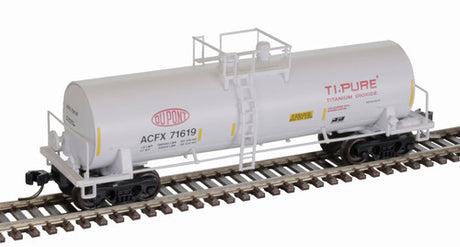 Atlas 50006152 ACFX Dupont #71619 (white, red, black, yellow conspicuity marks, TiPure) ACF 14,000 Gallon Kaolin Tank Car N Scale
