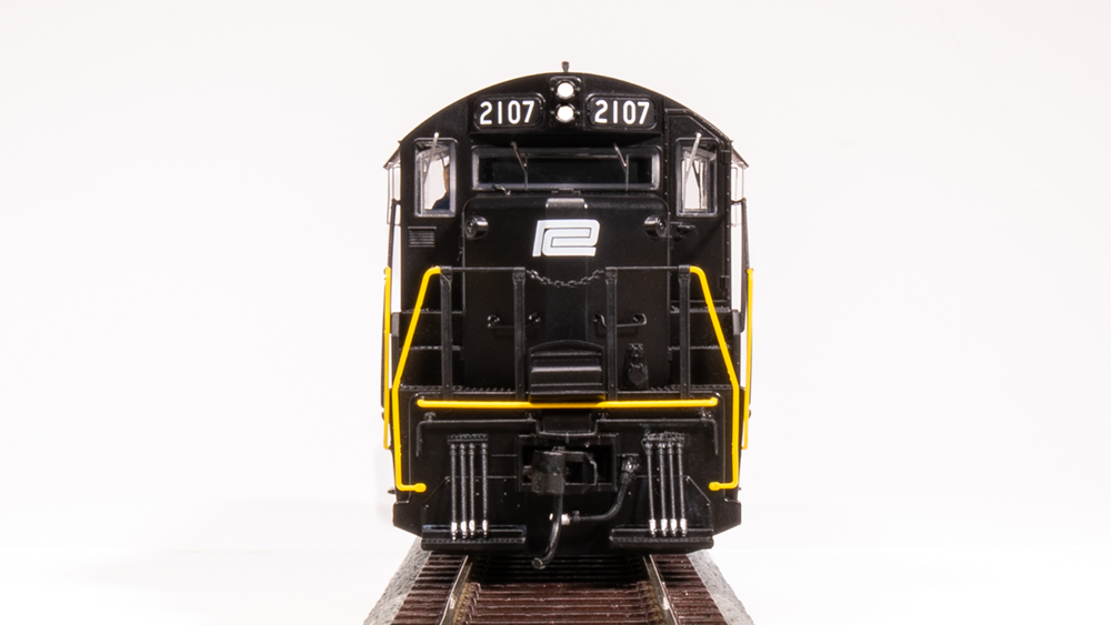 BLI 7459c GP20 PC Penn Central #2111, Black w/ White Paragon 4 w/Sound & DCC HO Scale Broadway Limited