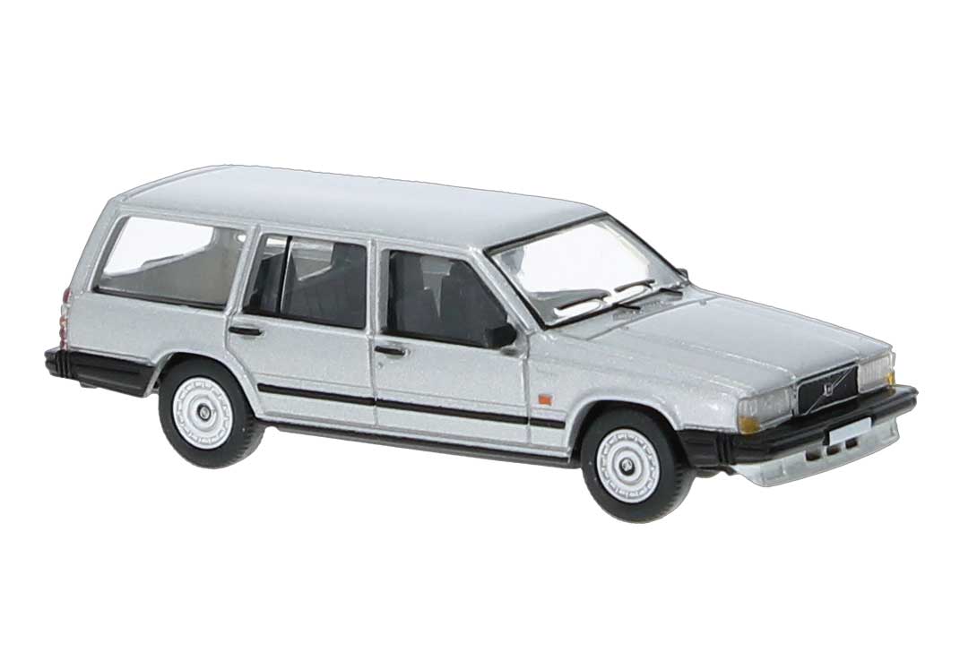 Image for 175-PCX870664 Volvo 740 Kombi in silver