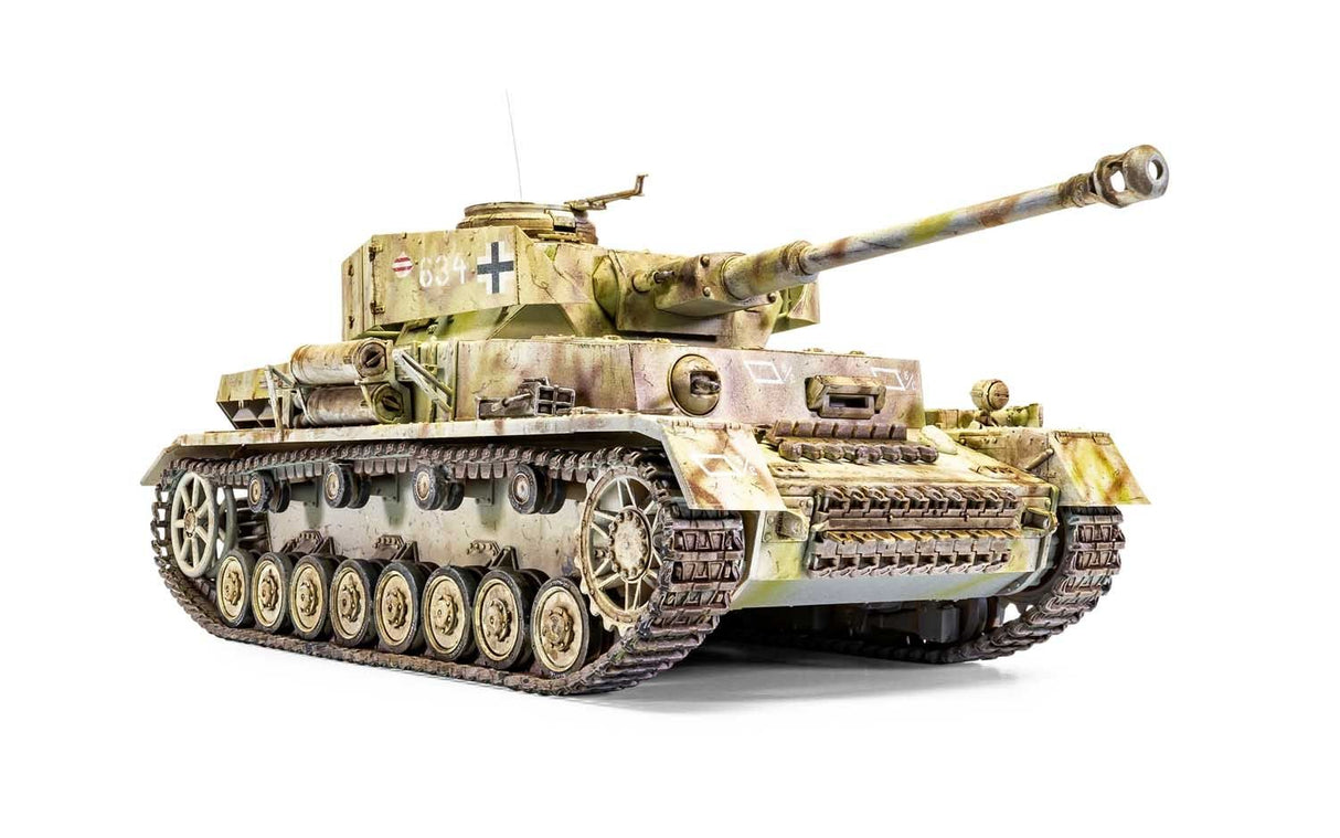 Airfix A1351 Panzer IV Ausf.H Mid Version 1:35 WWII Military Tank Plastic Model Kit