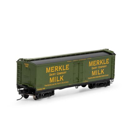 Athearn ATH24037 Pfaudler Milk Car, Merkle #742 N Scale