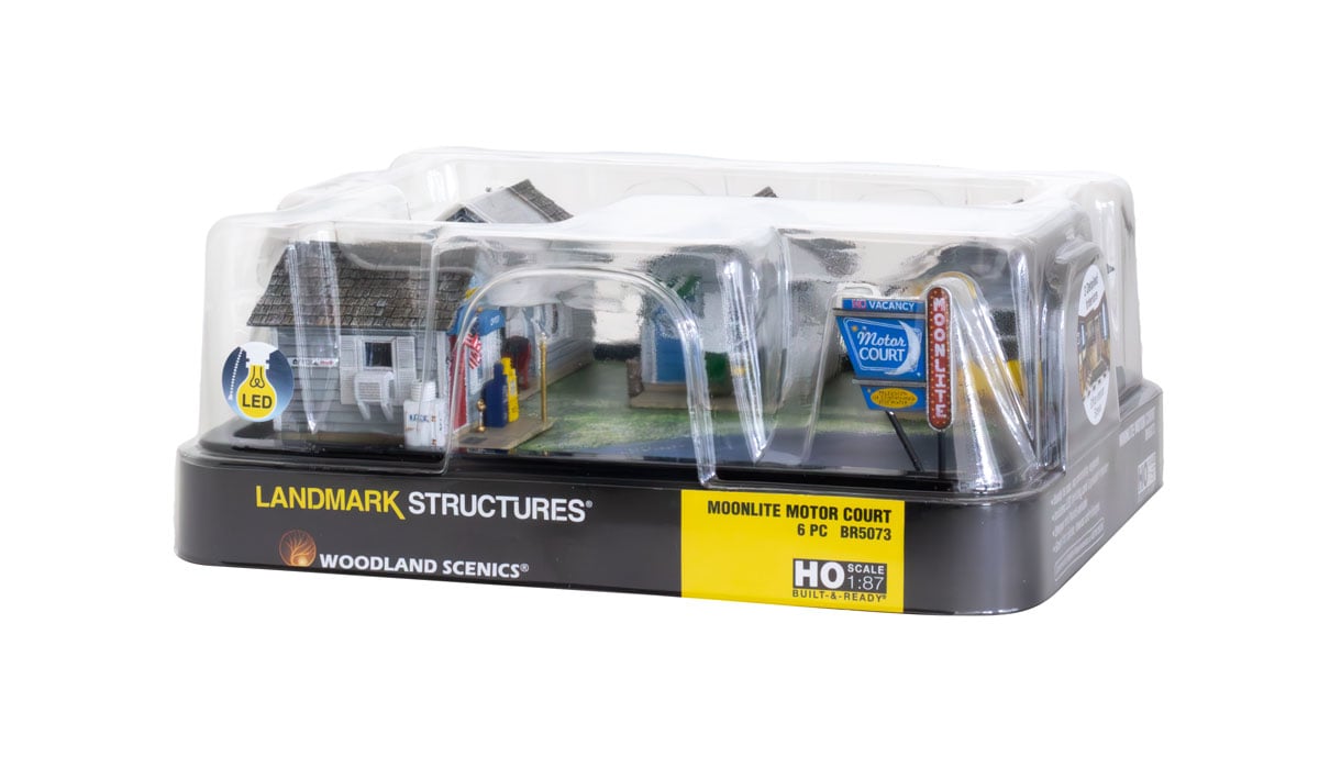 Woodland Scenics 5073 Moonlite Motor Court - Built-&-Ready Landmark Structure -- Assembled HO Scale