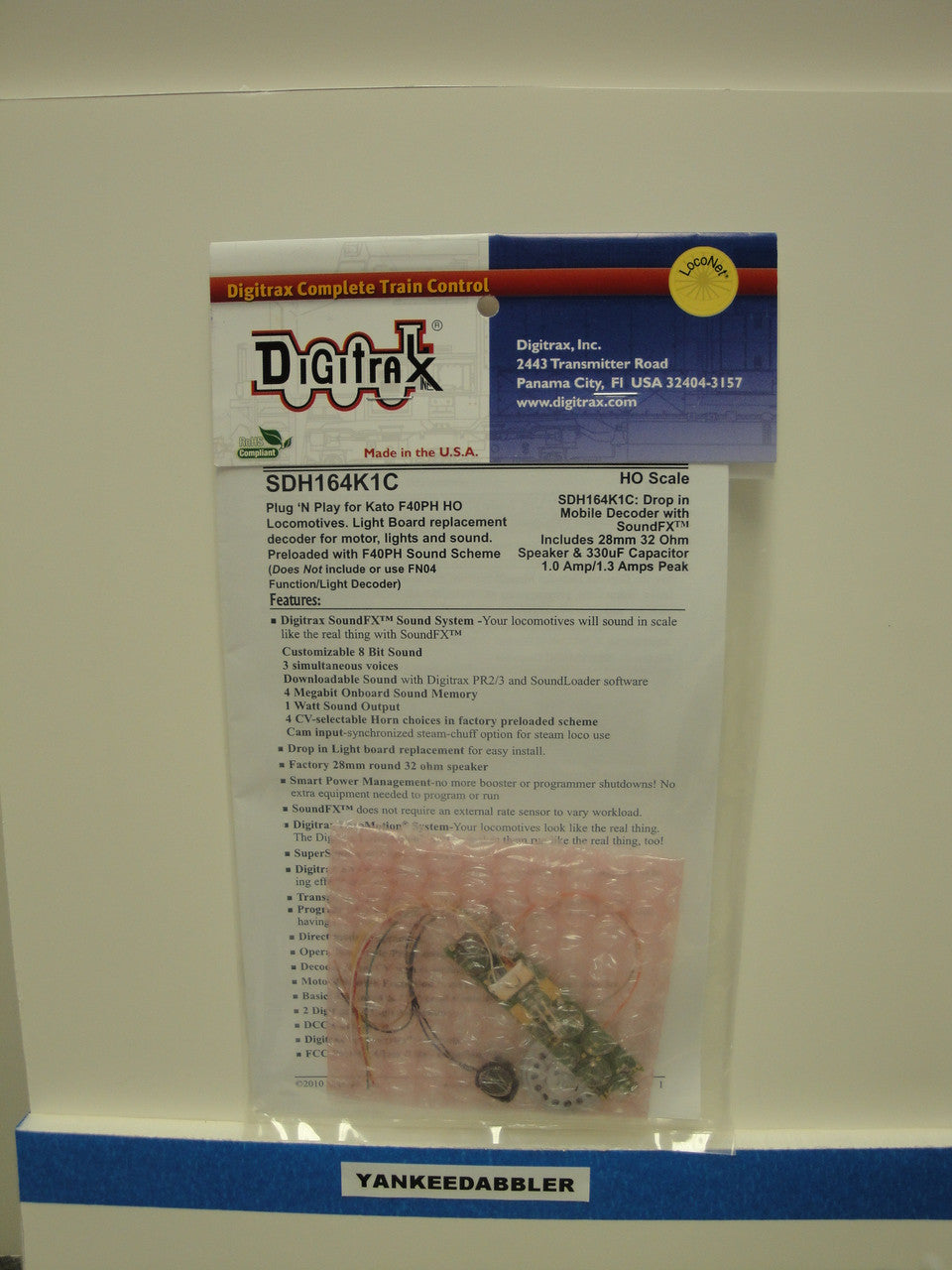 Digitrax SDH164K1C 1-Amp Sound Decoder for Kato F40PH; HO Scale