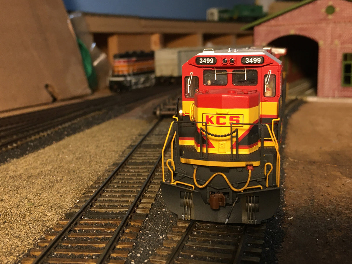 Atlas 10003132 CW Custom Weathered Dash 8-40C - KCS - Kansas City Southern #3499 DCC & Sound HO Scale
