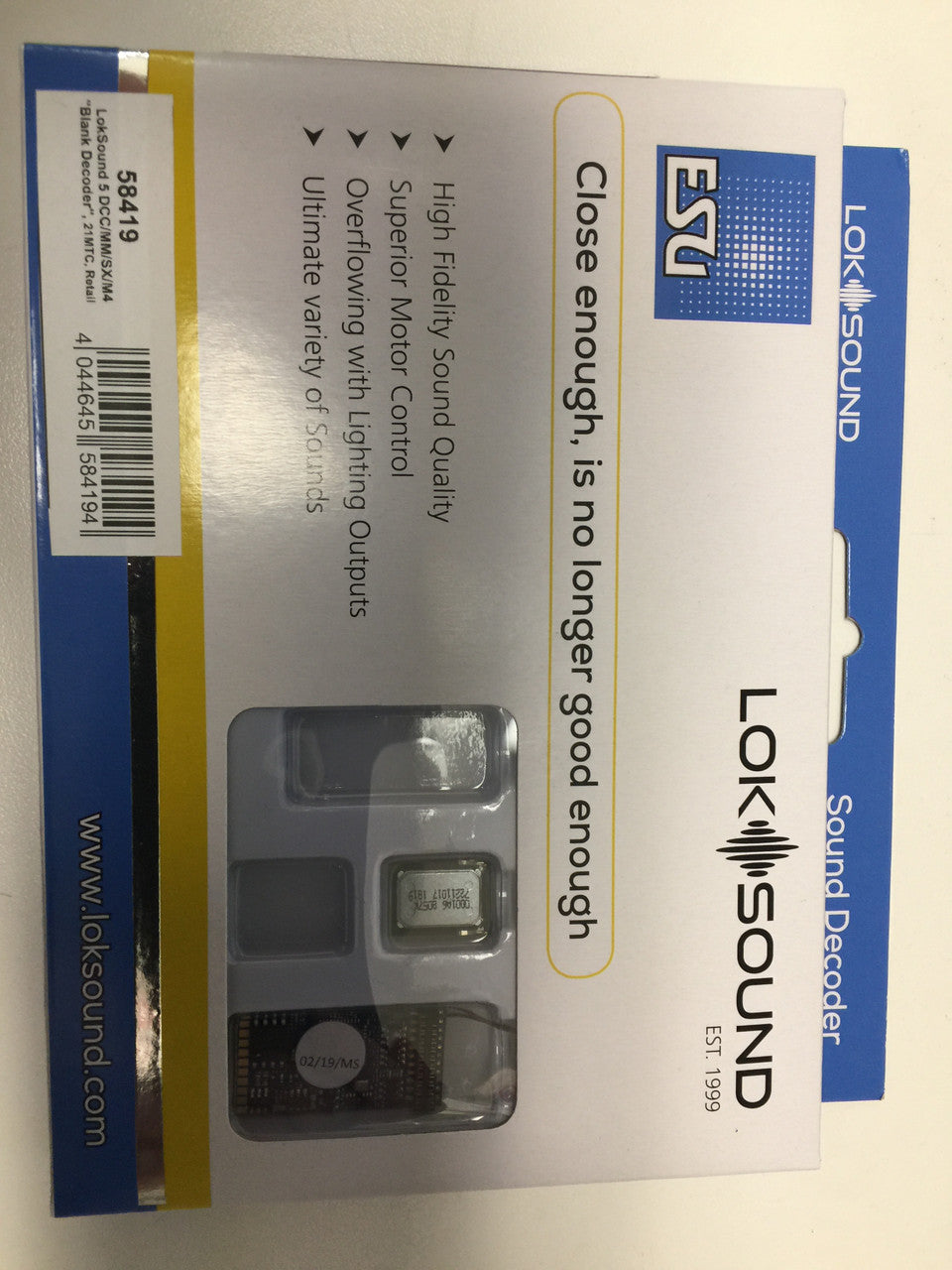ESU 58419  LokSound / Ver 5 Multiprotocal 21-Pin  "Generic" Ready for Programming  - (All Scales) Part # = 397-58419