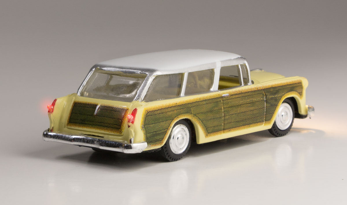 Woodland Scenics 5599 Station Wagon - Just Plug  (SCALE=HO)  Part # 785-5599