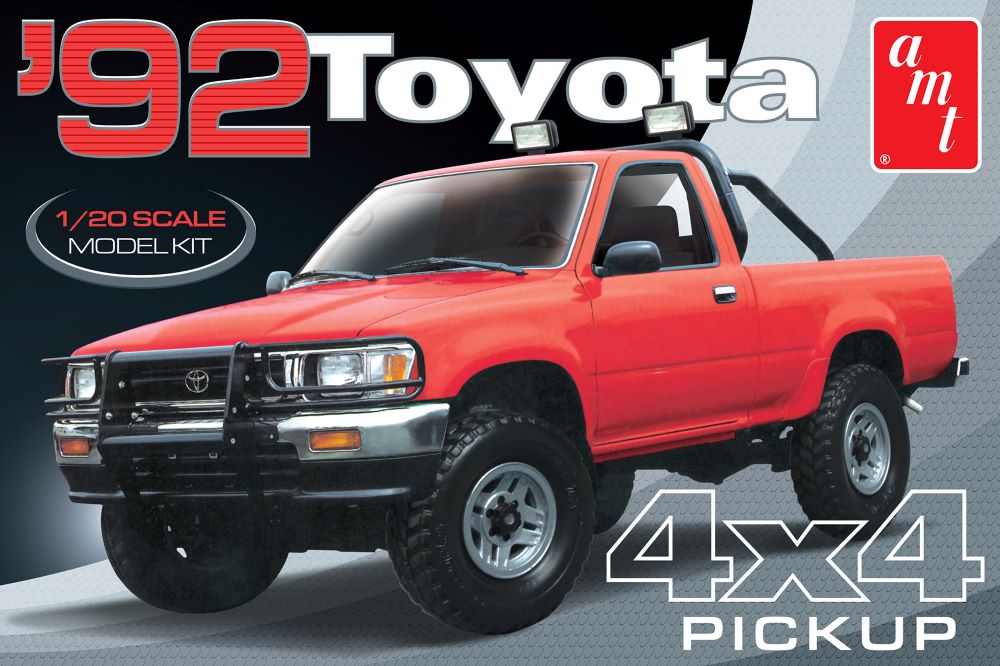 AMT 1425 1992 Toyota 4x4 Pickup Kit 1:20 Scale