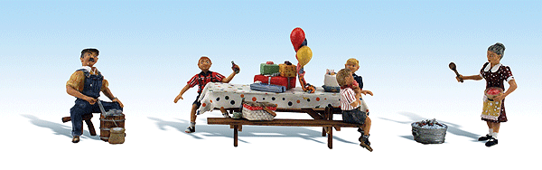 Woodland Scenics 1935 Backyard Birthday - Scenic Accents(R) HO Scale