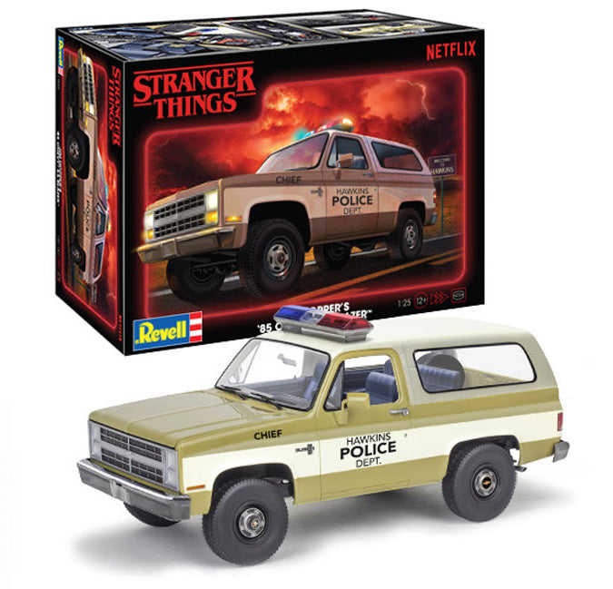 Revell 14558 1985 Chevy K5 Blazer"Stranger Things" Kit 1:25 Scale