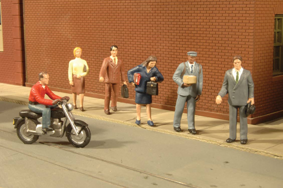 Image for 160-33101 City People w/Mtrcycle 7/