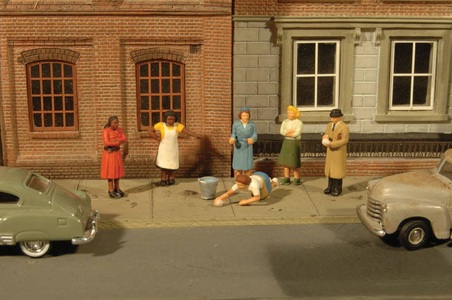 Image for 160-33167 Sidewalk People 7/