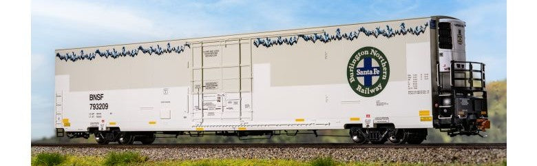 Scaletrains SXT41370 Trinity 82' 7883 Mechanical Reefer, BNSF/Roofline Icicles/Patched/Late Thermo King #793209 HO Scale