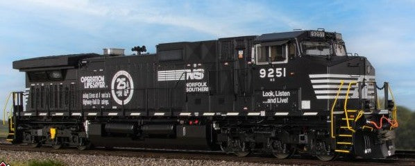 Scaletrains SXT41567 GE DASH 9-44CW, Norfolk Southern/Operation Lifesaver #9251 - ESU v5.0 DCC & Sound HO Scale