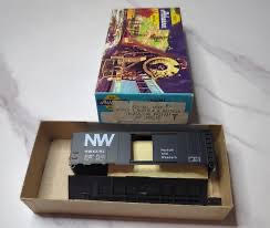 Bev-Bel 1705-1 50' Plug-Door Boxcar NW Norfolk & Western "Modern 'N-W' Scheme" #51046 HO Scale