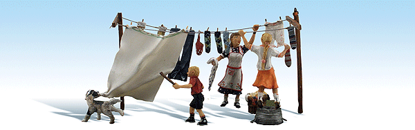 Woodland Scenics 1936 Wash Day Getaway - Scenic Accents(R) HO Scale