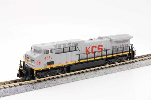 Kato 176-7046 GE AC4400CW Kansas City Southern de Mexico #4555 (gray, red, yellow) Standard DC N Scale