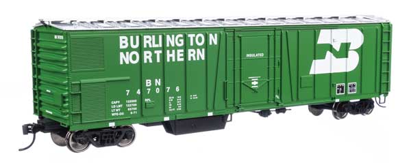 Walthers Mainline 910-3778 50' AAR Mechanical Refrigerator Car - BN Burlington Northern #747076 HO Scale