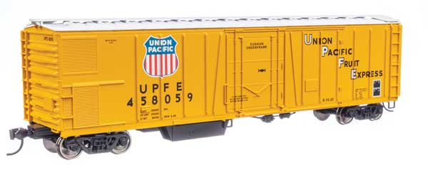 Walthers Mainline 910-3794 50' AAR Mechanical Refrigerator Car - Union Pacific UPFE #458059 HO Scale