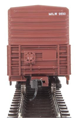 Walthers 910-3933 57' Mechanical Reefer MILW - Milwaukee Road #9890 HO Scale
