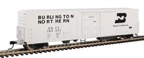 Walthers 910-3954 57' Mechanical Reefer - Burlington Northern BNFE #780447 HO Scale