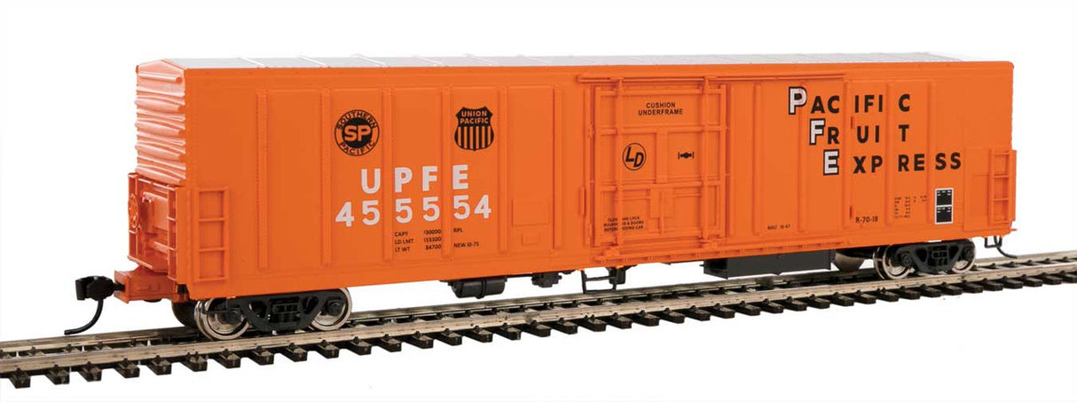 Walthers 910-3967 57' Mechanical Reefer - UP - Union Pacific UPFE #455554 HO Scale
