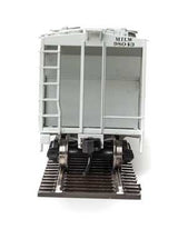 Walthers Mainline 910-7022 50' PS-2 2893 3-Bay Covered Hopper - MILW - Milwaukee Road #98043 HO Scale