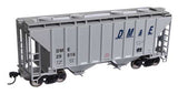 Walthers 910-7982 37' Covered Hopper DME - Dakota, Minnesota & Eastern #29016 HO Scale