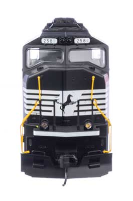 Walthers 910-21011 EMD SD70M NS Norfolk Southern #2581 DCC & Sound HO Scale