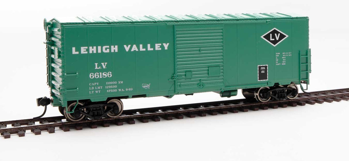 Walthers 910-45010 40' ACF Modernized Welded Boxcar LV - Lehigh Valley #66186 HO Scale