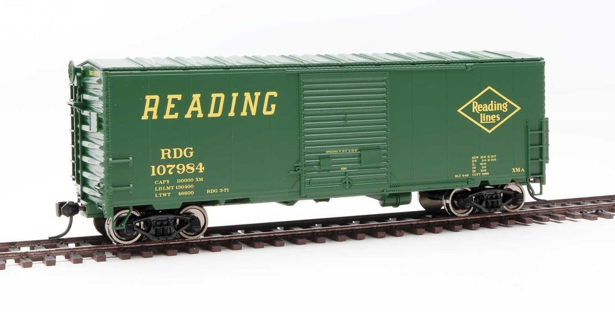 Walthers 910-45020 40' ACF Modernized Welded Boxcar RDG - Reading #107984 HO Scale