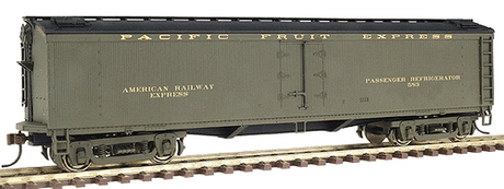 Walthers 932-5487 50' GACX Wood Express Reefer w/GSC Trucks - Pacific Fruit Express #583 HO Scale