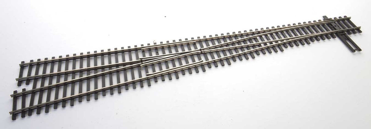 Walthers 948-83019 Code 83 Number 8 Left Hand Turnout - Nickle Silver DCC Friendly HO Scale
