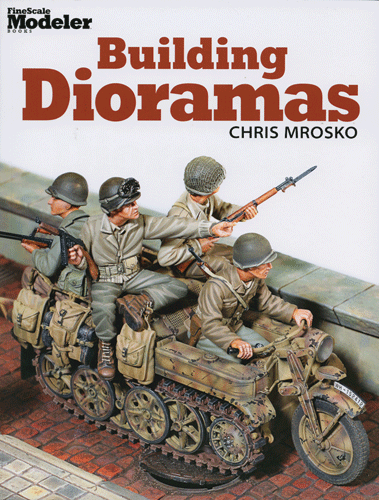 Kalmbach Publishing Co  12476 Building Dioramas -- Softcover, 108 Pages