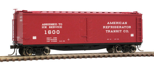 Atlas 20005843 40' Wood Reefer American Refrigerator Transit #1605 (red, black, Ice Service) HO Scale