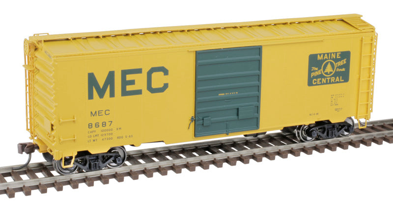 Atlas Master 20006826 40' Postwar Boxcar - MEC Maine Central #8693 (Harvest Gold, green) HO Scale