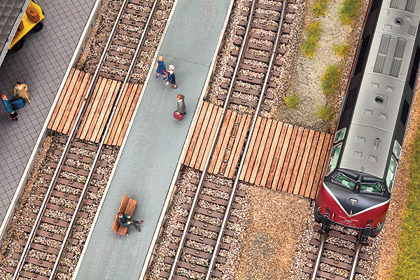 Image for 528-14304 Level Crossing Wooden