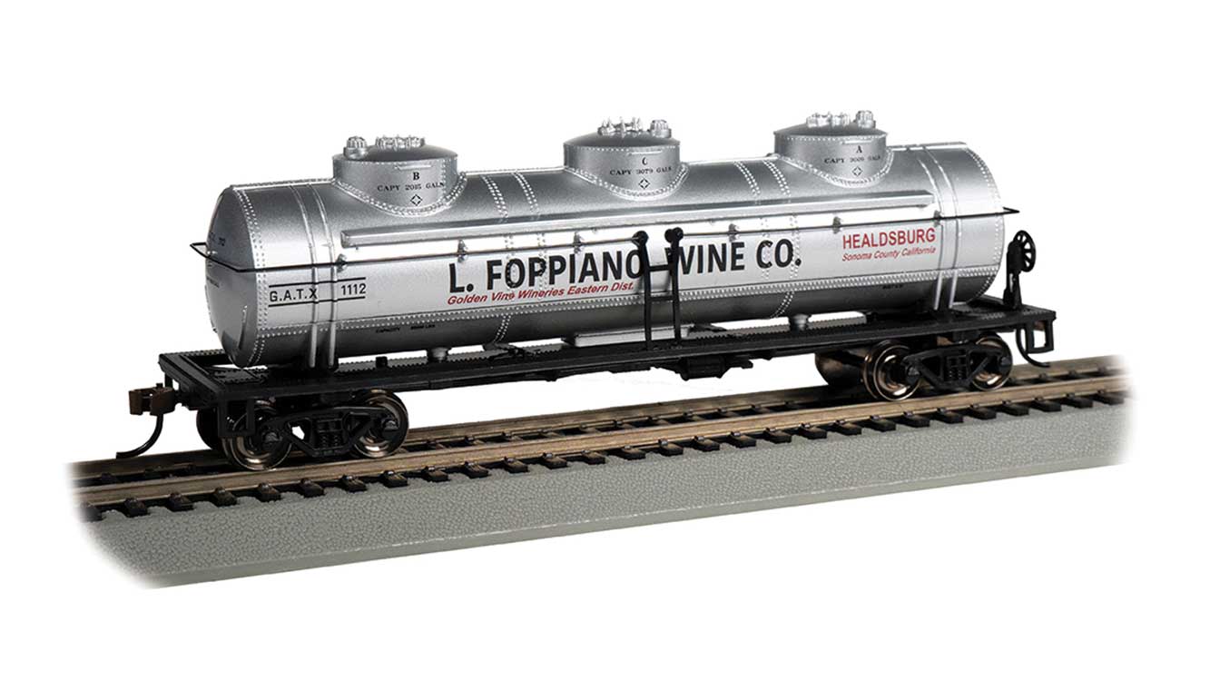 Image for 160-17114 40' 3-Dome Tank Car LFpno