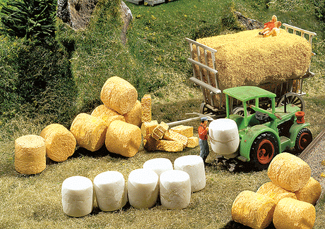 Image for 272-272562 Silo & Straw Bales 32/