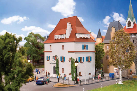 Image for 272-130694 Town House w/Jestr Museum