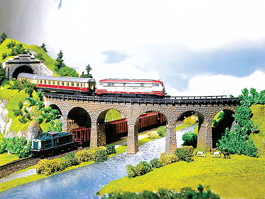 Image for 272-222586 Curved viaduct x 7-1/2"1