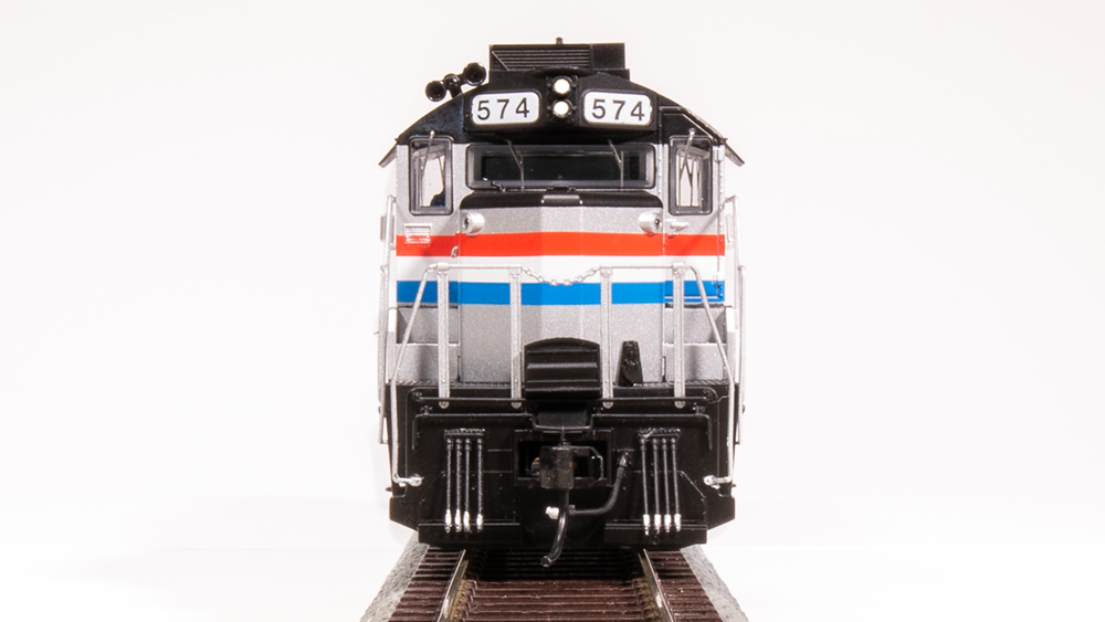 BLI 7472 GP20 AMTK #574, Phase 3 Scheme Paragon 4 w/Sound & DCC HO Scale Broadway Limited